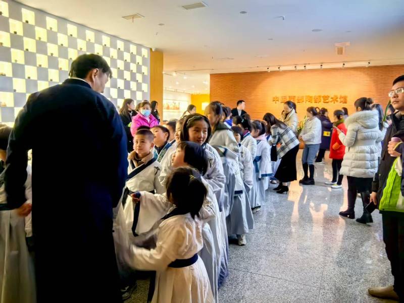 文化赋能：罗田县魔创文旅挖掘城市文化资源的实践探索